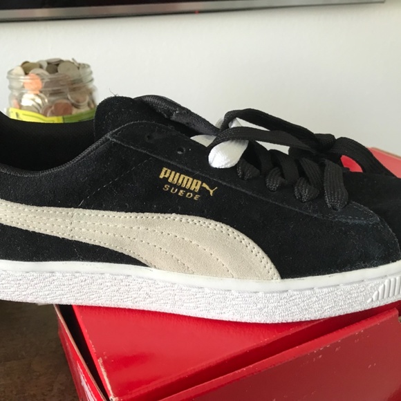 New Pumas! Size 8 - Picture 5 of 7